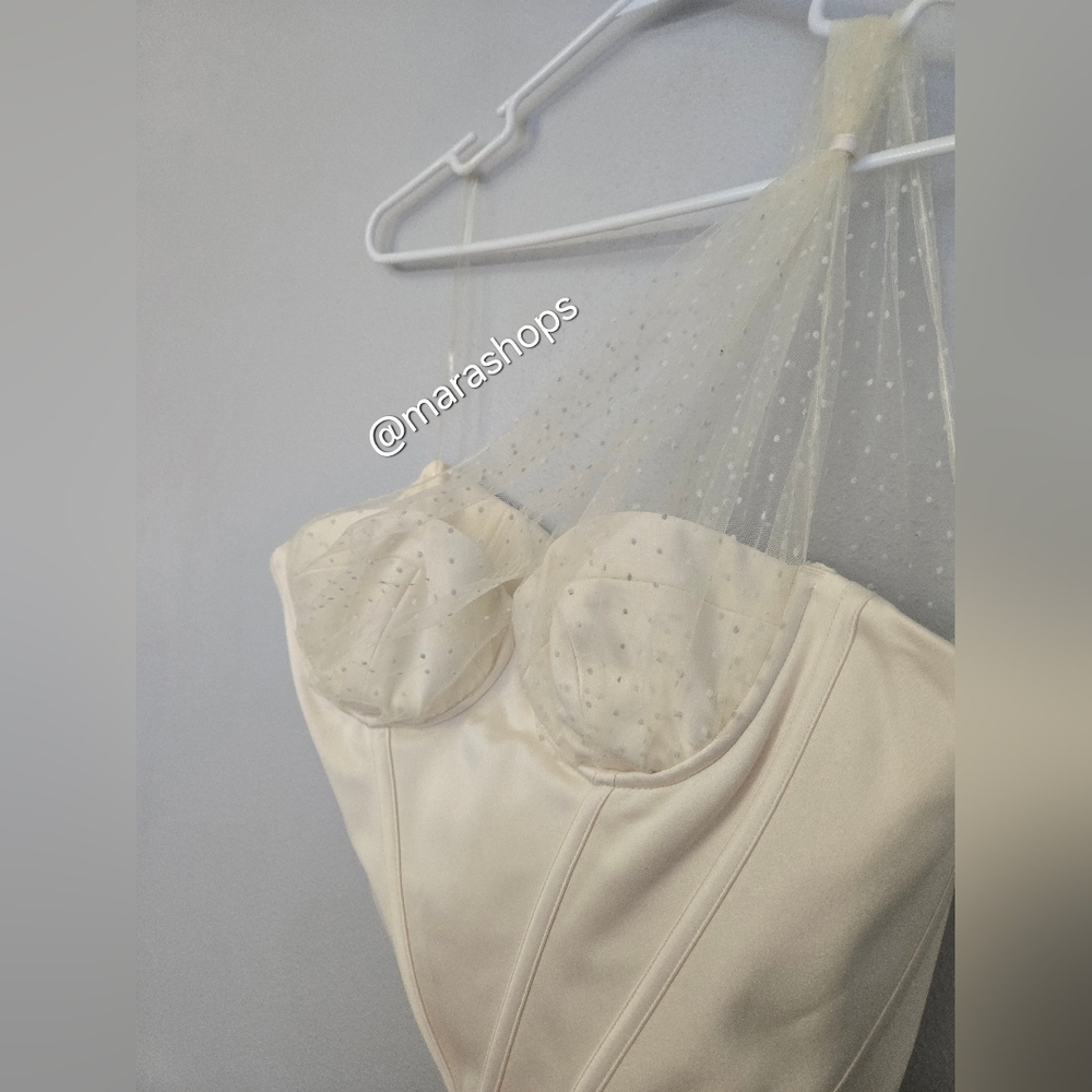 House Of CB Kim White Tulle Corset - Picture 3 of 8